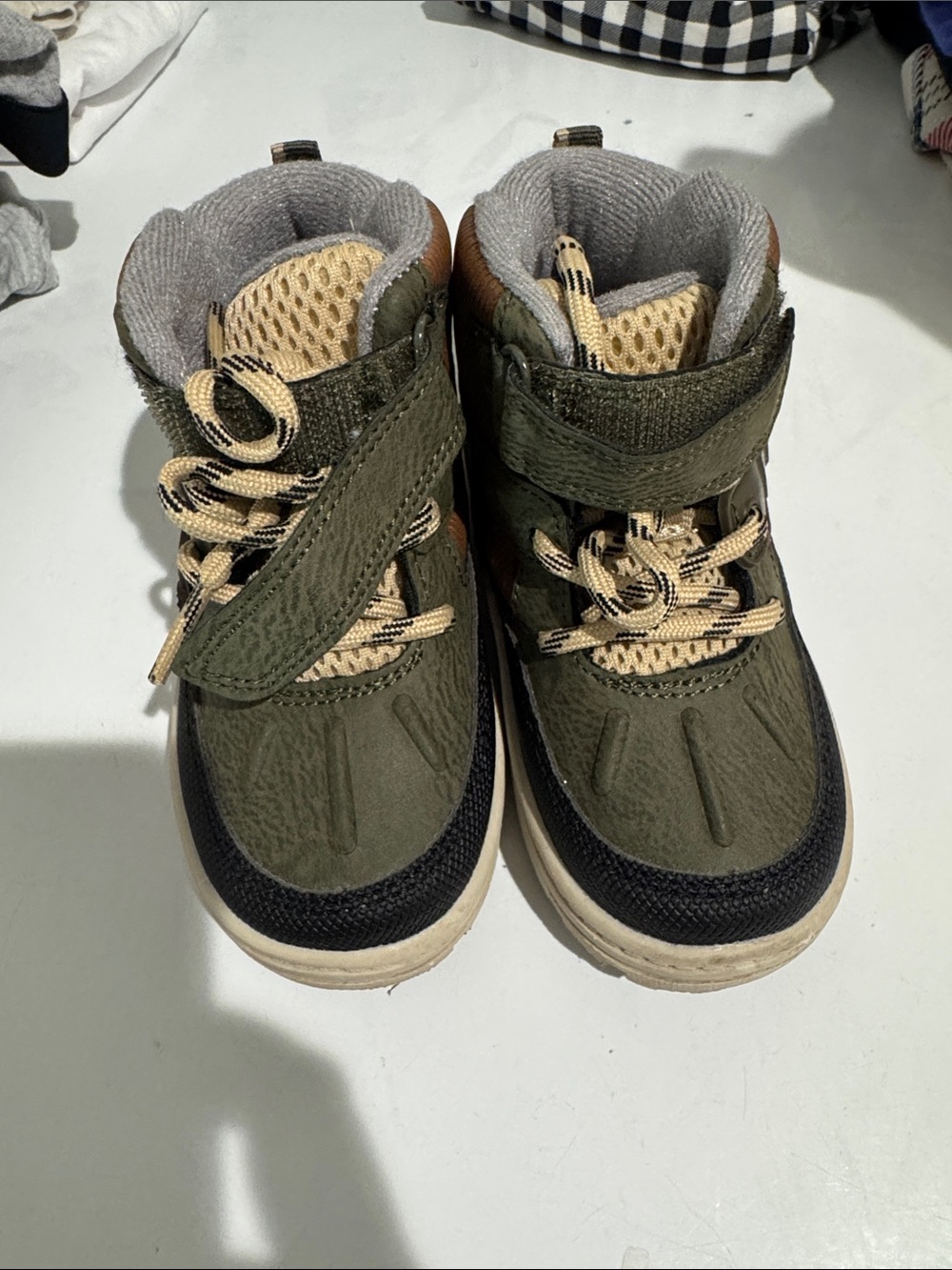Kids Olive Green High-Top hiking boots with Beige Accents